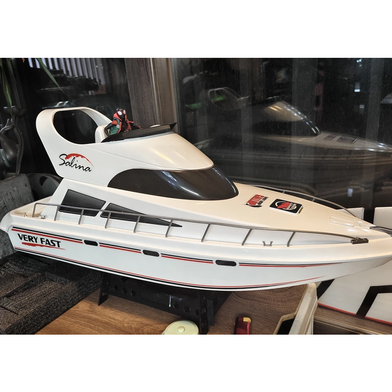 Model Kit Yacht - Радиоуправляемая лодка: высокоскоростная модель катера, имитация