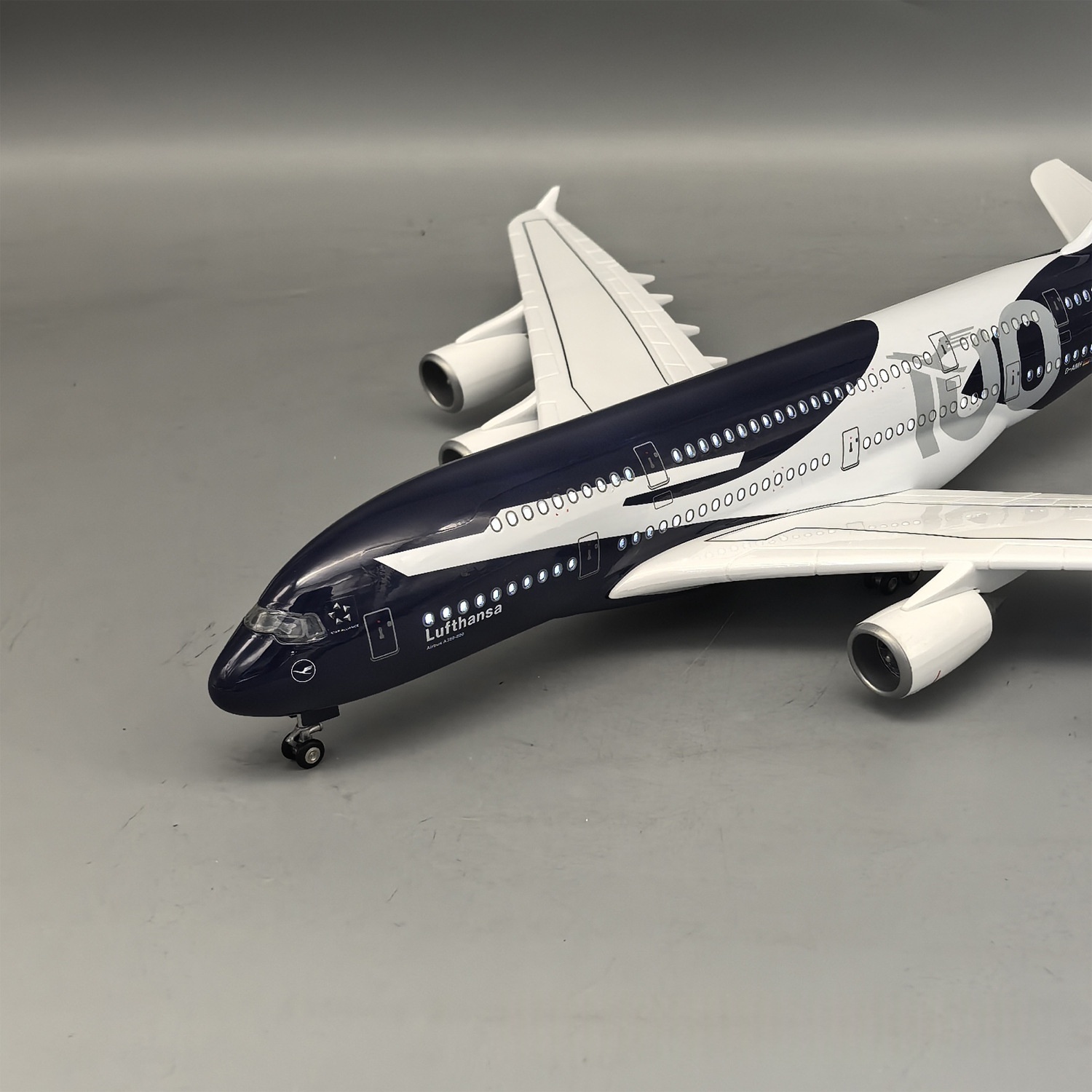 Новая коллекционная модель сам – обзор и цена Model Kit Plane