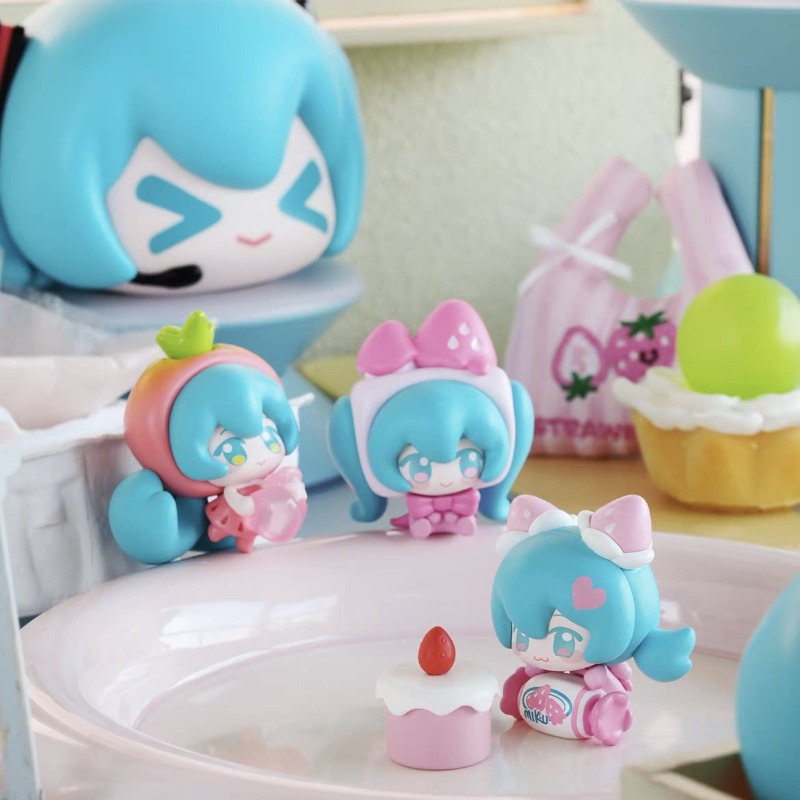 Фигурка Хацунэ Мику, Кагаминэ  – обзор и цена Model Kit Hatsune Miku