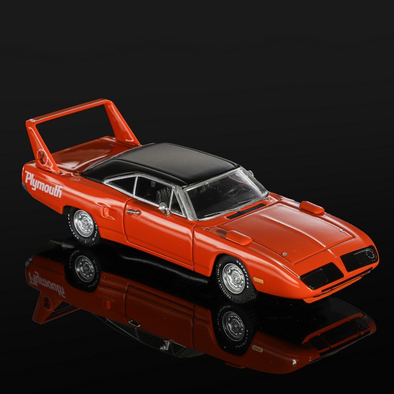 Mirage 1:64 Plymouth Super Bir – обзор и цена Model Kit Runner